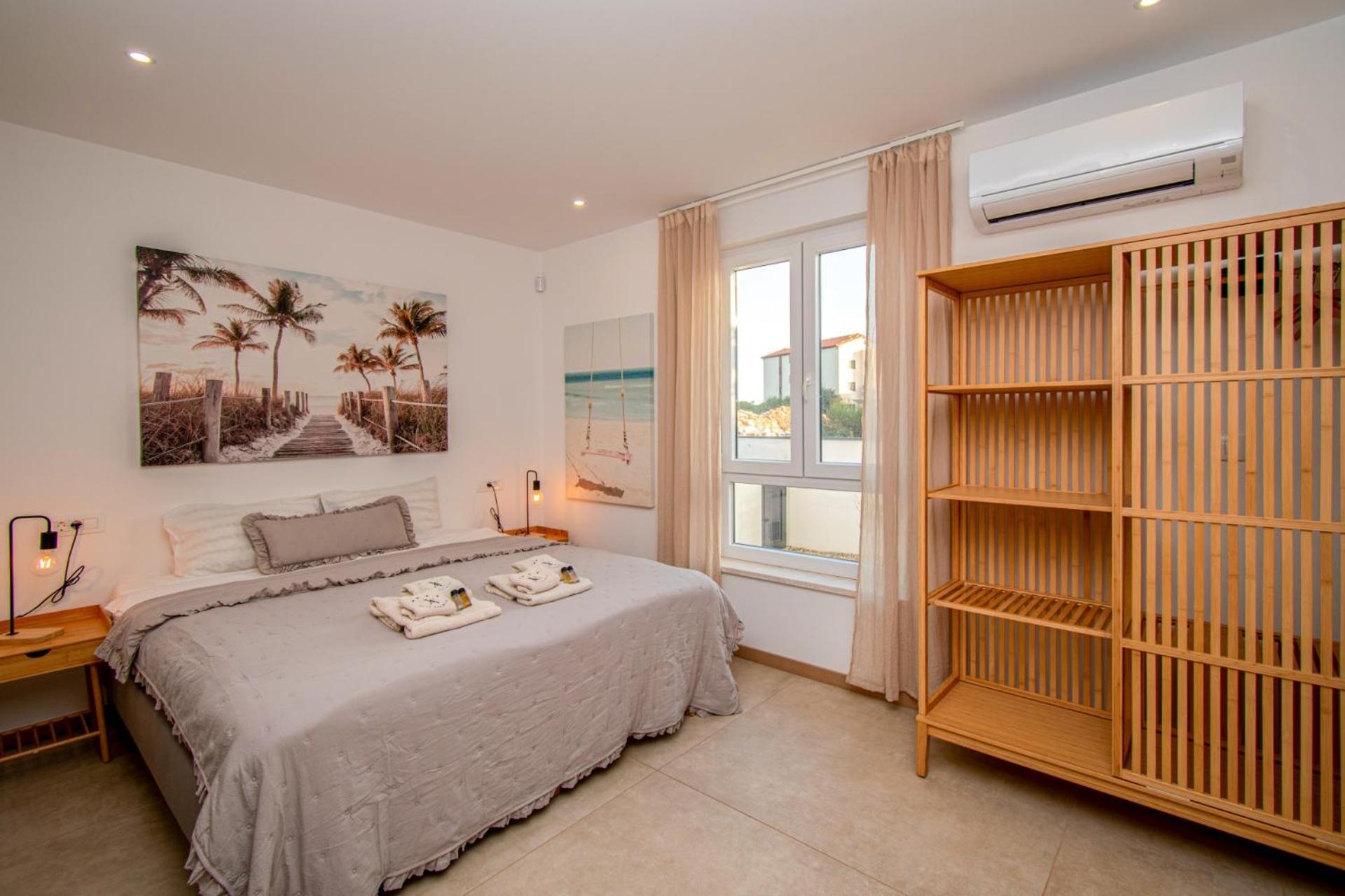 Villa Ajlin Mit Privatem Beheizbarem Pool