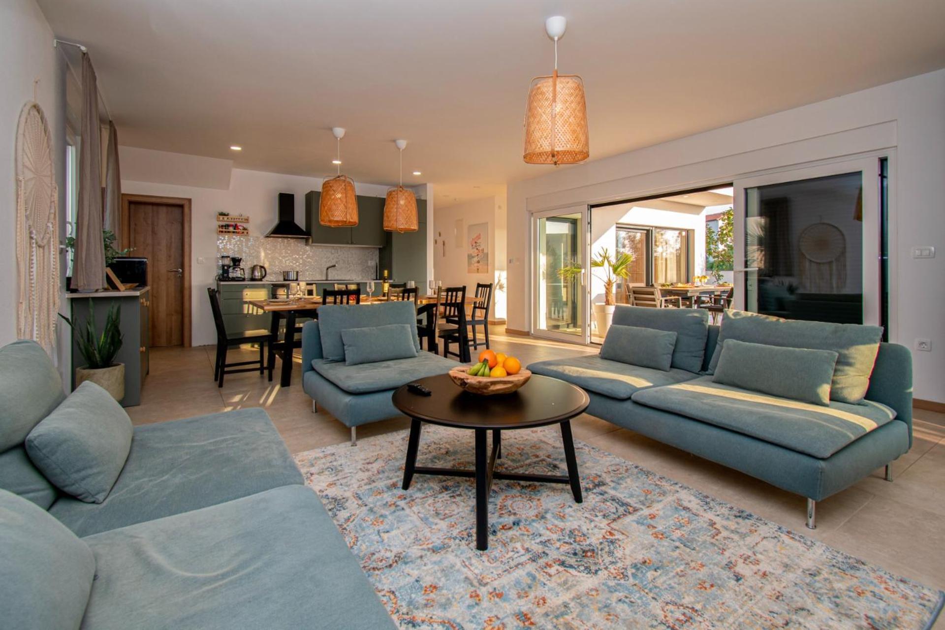 Ajlin Mit Privatem Beheizbarem Pool Villa *