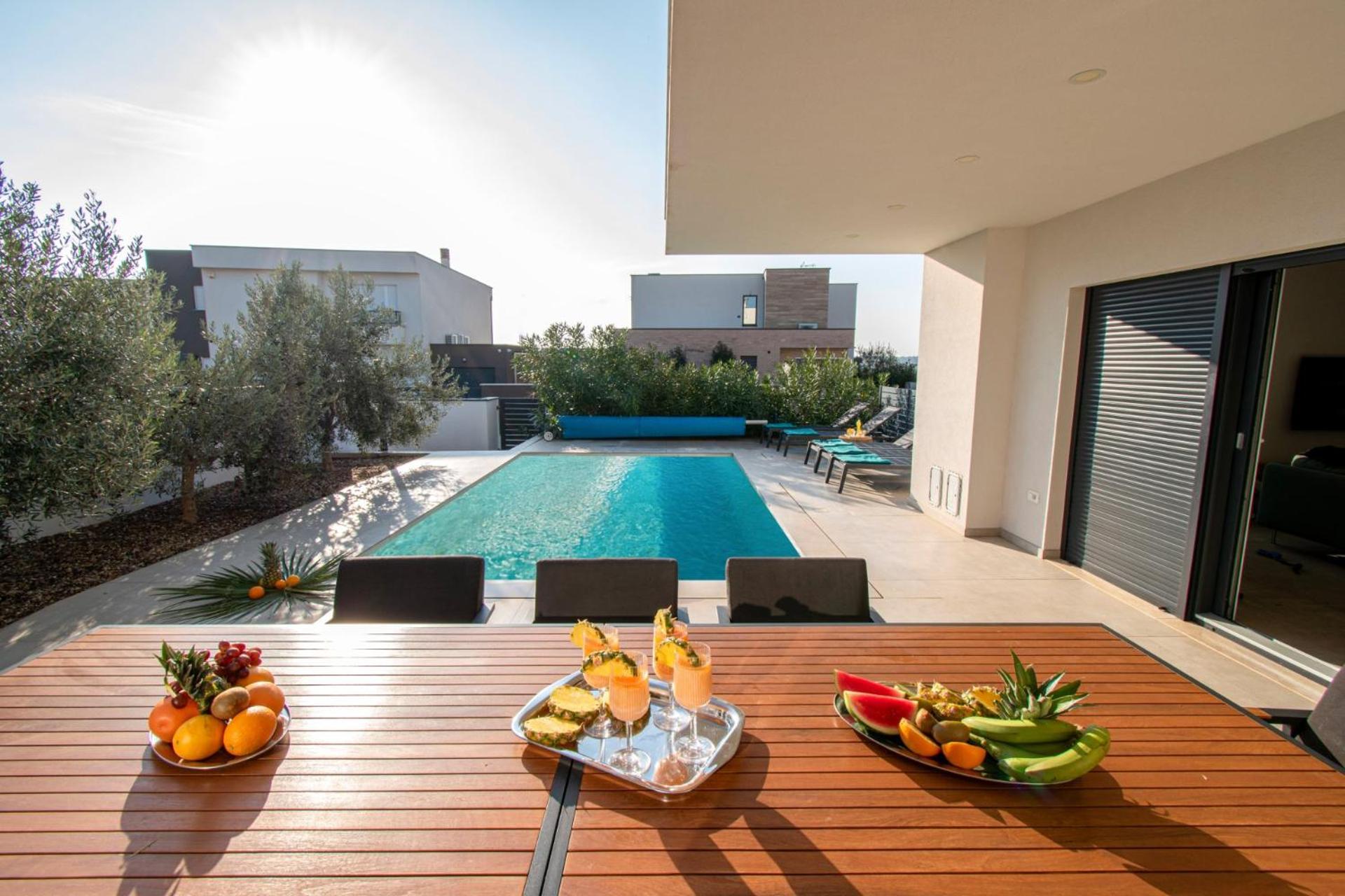 Ajlin Mit Privatem Beheizbarem Pool