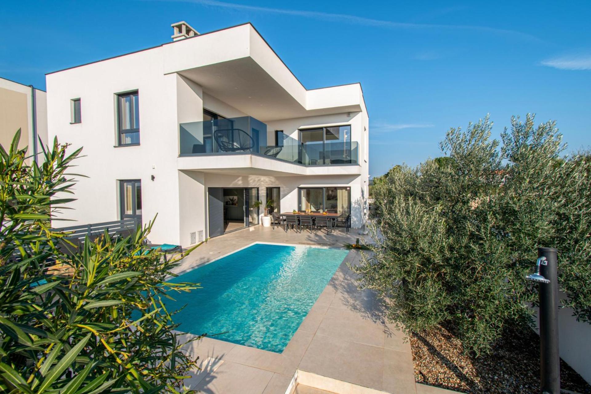 Villa Ajlin Mit Privatem Beheizbarem Pool Medulin