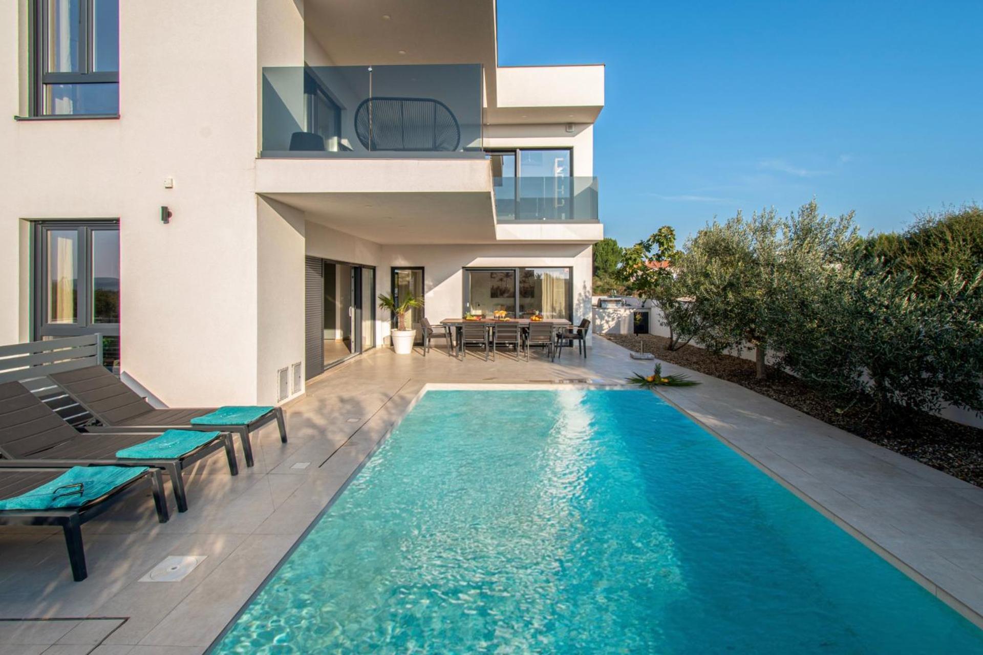 Ajlin Mit Privatem Beheizbarem Pool